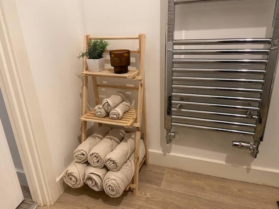 2 Bedroom Private Spacious Apartment In West Midlands Birmingham Buitenkant foto