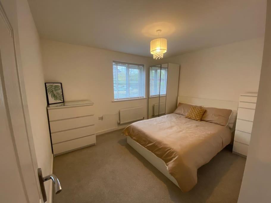2 Bedroom Private Spacious Apartment In West Midlands Birmingham Buitenkant foto